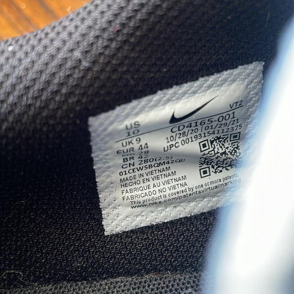 Nike Air Max Excee, men’s 10, black and white running basketball lifestyle shoes - Picture 11 of 12